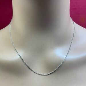 Sterling Silver Italian chain links 🔗 necklace . 18 inches long